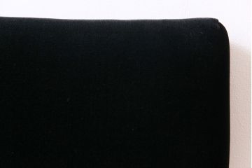 レトロ家具　昭和レトロ　ナラ材　黒い座面が格好いい一人掛けソファ(アームチェア)