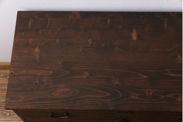 リメイク家具　柔和な雰囲気漂う脚付き箪笥ローボード(ローチェスト、テレビボード、衣装箪笥)