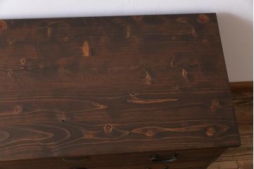 リメイク家具　柔和な雰囲気漂う脚付き箪笥ローボード(ローチェスト、テレビボード、衣装箪笥)