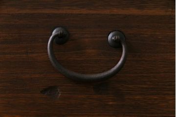 リメイク家具　柔和な雰囲気漂う脚付き箪笥ローボード(ローチェスト、テレビボード、衣装箪笥)
