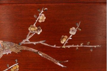ビンテージ　高級唐木家具　花鳥図　美しい象嵌があしらわれたビューローブックケース(ライティングビューロー、本箱、飾り棚、ワークデスク、ヴィンテージ、在宅用、在宅ワーク)(定価約65万円)