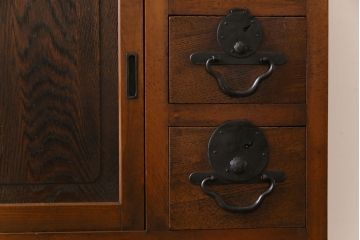 アンティーク家具　大正昭和初期　カバ材　上品な和の趣あふれる帳場箪笥(収納棚)