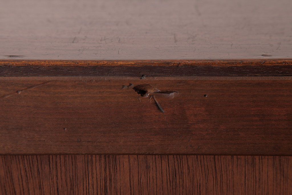 レトロ家具　昭和レトロ　タモ・ブナ材　鉄脚付き　ワークスペースにおすすめな温もり溢れる縦型小引き出し(サイドチェスト)