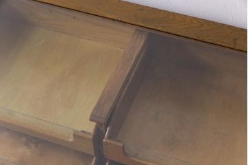 ビンテージ家具　イギリスヴィンテージ　Dudley Co.Lt　オーク材　メンズライクな佇まいのシャツケース(ガラスケース、ショーケース)