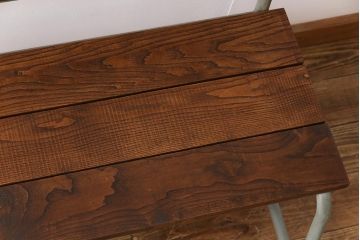 レトロ家具　リメイク家具　懐かしい面影が宿るパイプ脚のレトロなベンチ(長椅子)