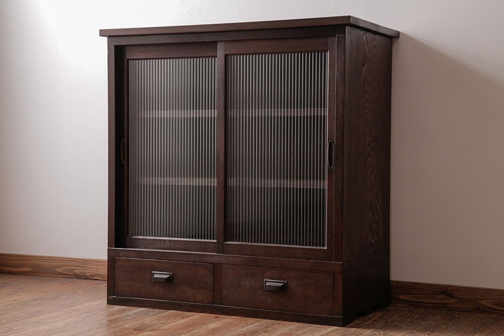 アンティーク家具　和製アンティーク　天板リメイク　モダンシックな雰囲気漂う収納棚(カウンターテーブル、食器棚、本箱)