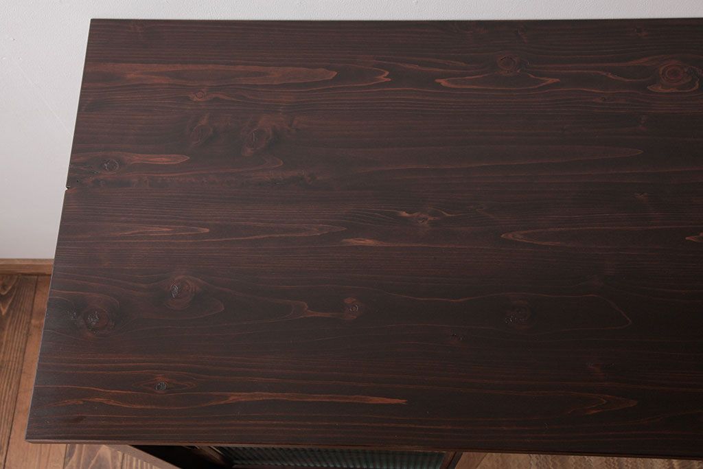 アンティーク家具　和製アンティーク　天板リメイク　モダンシックな雰囲気漂う収納棚(カウンターテーブル、食器棚、本箱)