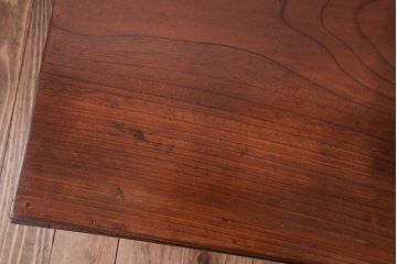 アンティーク家具　和製アンティーク　総ケヤキ材　天板一枚板　小粋なデザインが趣あふれる座卓(ローテーブル)