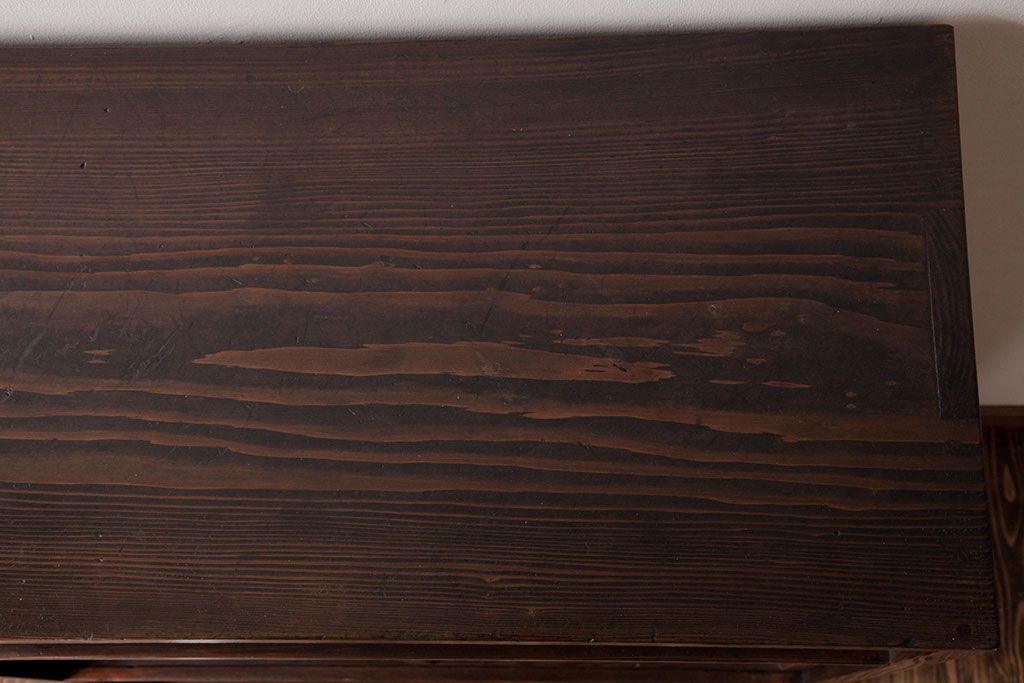 レトロ家具　昭和レトロ　古い木の質感が味わい深いガラス収納棚(食器棚)