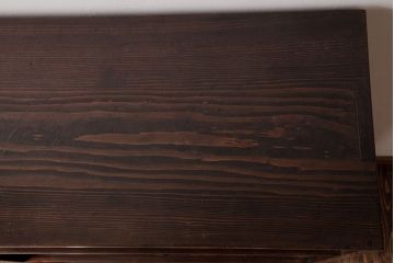 レトロ家具　昭和レトロ　古い木の質感が味わい深いガラス収納棚(食器棚)