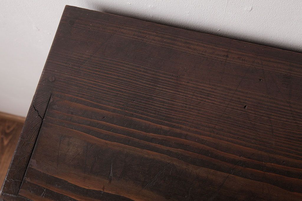 レトロ家具　昭和レトロ　古い木の質感が味わい深いガラス収納棚(食器棚)