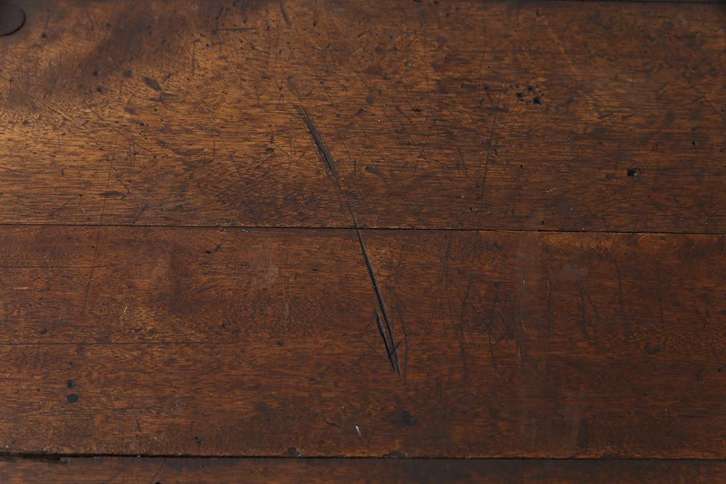 ヴィンテージ家具　ビンテージ　ジャンクさが魅力的なアイアンフレームの作業台(鉄脚テーブル)(1)