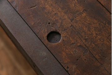 ヴィンテージ家具　ビンテージ　ジャンクさが魅力的なアイアンフレームの作業台(鉄脚テーブル)(1)