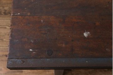 ヴィンテージ家具　ビンテージ　ジャンクさが魅力的なアイアンフレームの作業台(鉄脚テーブル)(2)