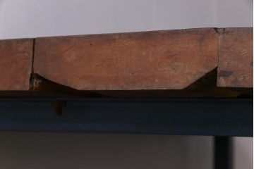 ヴィンテージ家具　ビンテージ　ジャンクさが魅力的なアイアンフレームの作業台(鉄脚テーブル)(2)