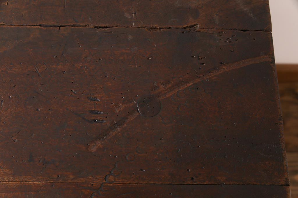 ヴィンテージ家具　ビンテージ　ジャンクさが魅力的なアイアンフレームの作業台(鉄脚テーブル)(3)