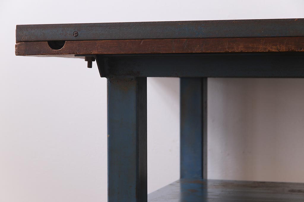 ヴィンテージ家具　ビンテージ　ジャンクさが魅力的なアイアンフレームの作業台(鉄脚テーブル)(3)