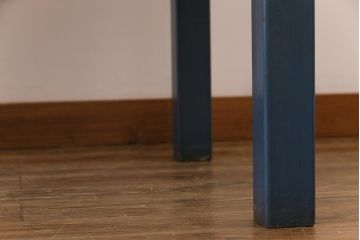 ヴィンテージ家具　ビンテージ　ジャンクさが魅力的なアイアンフレームの作業台(鉄脚テーブル)(3)