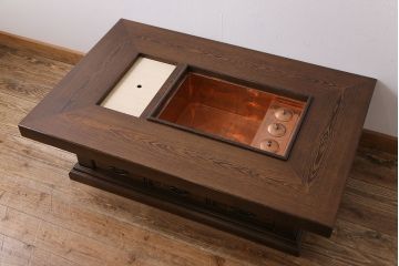 アンティーク雑貨　最高級品　鉄刀木(タガヤサン)無垢材を贅沢に使用した関西火鉢のローテーブル(長火鉢、座卓、リビングテーブル、囲炉裏)(1)