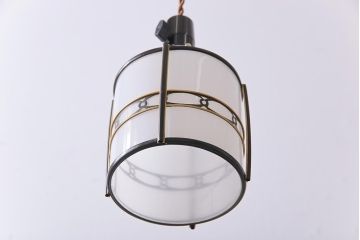 昭和レトロ　和モダンで味わい深い乳白ガラスシェード(電笠、天井照明)