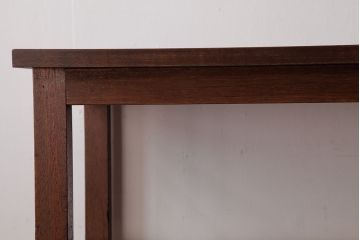 レトロ家具　昭和レトロ　天板樺無垢材　味わいのある風合いの棚板付きテーブル(センターテーブル、飾り台)