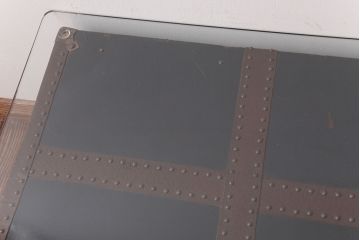 アンティーク雑貨　リメイク品　脚付き　ヴィンテージスタイルにおすすめなトランクセンターテーブル(ローテーブル、ビンテージ)