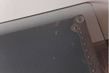 アンティーク雑貨　リメイク品　脚付き　ヴィンテージスタイルにおすすめなトランクセンターテーブル(ローテーブル、ビンテージ)