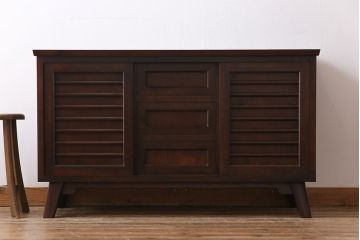 中古美品　松本民芸家具　直線のデザインが印象的なサイドボード(ローボード、収納棚、戸棚)(定価約33万円)(1)