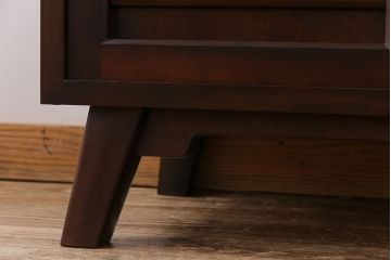 中古美品　松本民芸家具　直線のデザインが印象的なサイドボード(ローボード、収納棚、戸棚)(定価約33万円)(1)