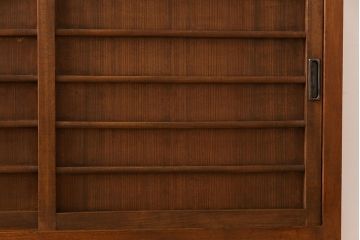 アンティーク家具　上手物　カバ材・柿材・ヒノキ材　格調高い佇まいが魅力の収納棚(戸棚、食器棚)