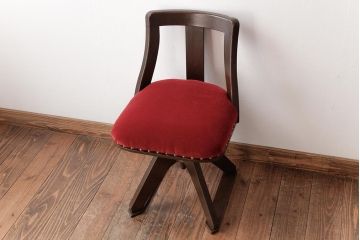 アンティーク家具　和製アンティーク　オーク材　シックな雰囲気漂う回転イス(回転椅子、チェア、ワークチェア)