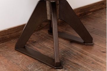 アンティーク家具　和製アンティーク　オーク材　シックな雰囲気漂う回転イス(回転椅子、チェア、ワークチェア)