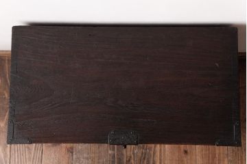 アンティーク家具　和製アンティーク　総桐材　味わい深い佇まいの閂(かんぬき、桐箪笥、桐たんす)付き小箪笥(時代箪笥、小引き出し、桐箪笥、桐たんす)