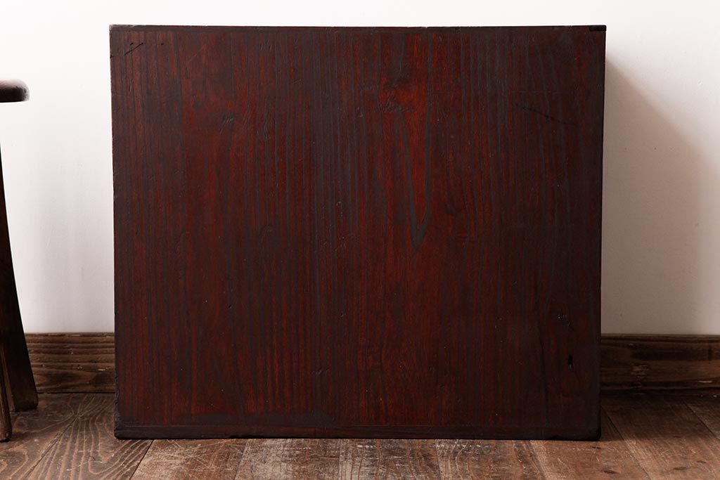 アンティーク家具　和製アンティーク　総桐材　味わい深い佇まいの閂(かんぬき、桐箪笥、桐たんす)付き小箪笥(時代箪笥、小引き出し、桐箪笥、桐たんす)