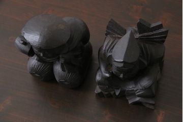 アンティーク雑貨　和製アンティーク　明治大正期　古い木の味わいが魅力の大黒天・恵比寿天の置物(木彫り)