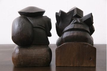 アンティーク雑貨　和製アンティーク　明治大正期　古い木の味わいが魅力の大黒天・恵比寿天の置物(木彫り)