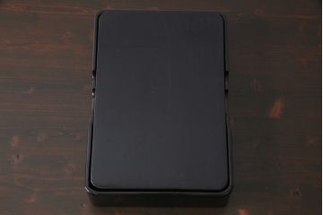 アンティーク雑貨　和製アンティーク　漆器　品のある花鳥図が美しい木製の手許箱(小物入れ、文箱、硯箱)