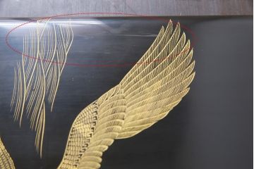 アンティーク雑貨　和製アンティーク　沈金蒔絵　凛々しい図柄が目を引く手許箱(小物入れ、文箱、硯箱)