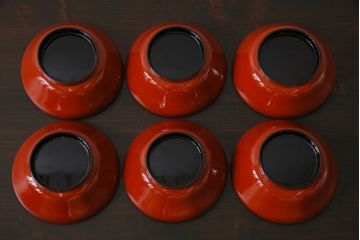 古民具・骨董　明治大正期　蒔絵　鷹と松　朱塗りのお椀6客セット(木製漆器)(2)