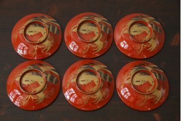 古民具・骨董　明治大正期　蒔絵　鷹と松　朱塗りのお椀6客セット(木製漆器)(3)