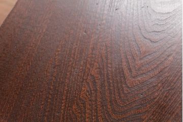 レトロ家具　昭和レトロ　栓材・樺材　取っ手が個性的な味のある趣の文机(座机、ローテーブル)