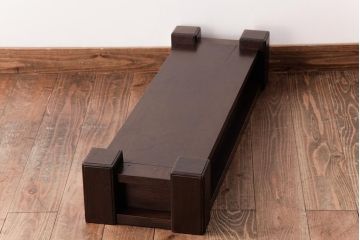 アンティーク家具　和製アンティーク　栃の木・ケヤキ材　力強い杢目が目を引く置き床(ローボード、飾り台)