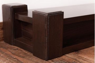 アンティーク家具　和製アンティーク　栃の木・ケヤキ材　力強い杢目が目を引く置き床(ローボード、飾り台)