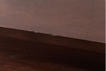 アンティーク家具　和製アンティーク　栃の木・ケヤキ材　力強い杢目が目を引く置き床(ローボード、飾り台)