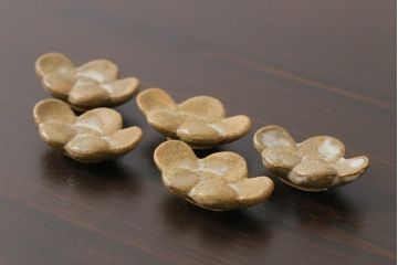 アンティーク雑貨　昭和レトロ　笠間焼　中野晃嗣　梅文様　箸置き5個セット