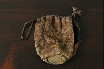 アンティーク雑貨　骨董　里山の情景が描かれた九谷焼の茶入れ(茶道具、陶器)