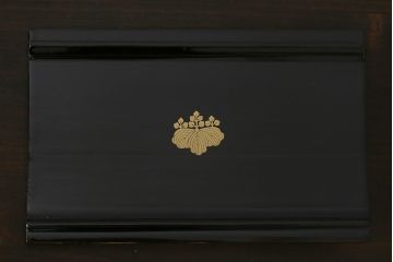 アンティーク雑貨　和製アンティーク　昭和初期　金彩・螺鈿　木製漆器菓子器(菓子入れ、銘々皿)
