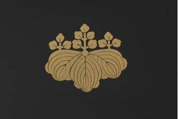 アンティーク雑貨　和製アンティーク　昭和初期　金彩・螺鈿　木製漆器菓子器(菓子入れ、銘々皿)