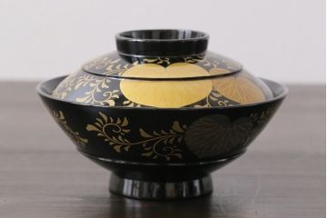 アンティーク雑貨　和製アンティーク　葵の葉紋　高級感漂う木製お椀(漆器、和食器)3客セット