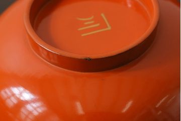 和製アンティーク　松に鶴の図　華やかで縁起の良い柄の木製お椀(漆器、和食器)4客セット